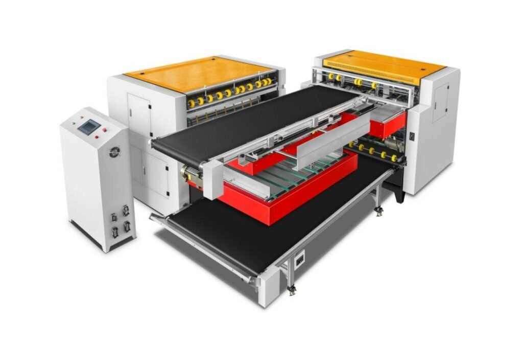 Automatická linka pro řezání lepenky ve dvou směrech. SLF-1300